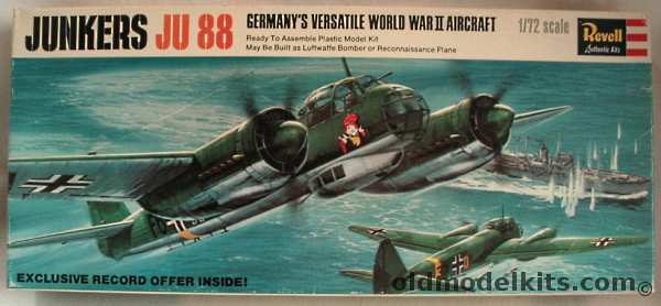 Revell 1/72 Junkers Ju-88A-4 / Ju-88D-1 - Bomber or Reconnaissance Versions (Ju88A4 Ju88D1), H113-130 plastic model kit